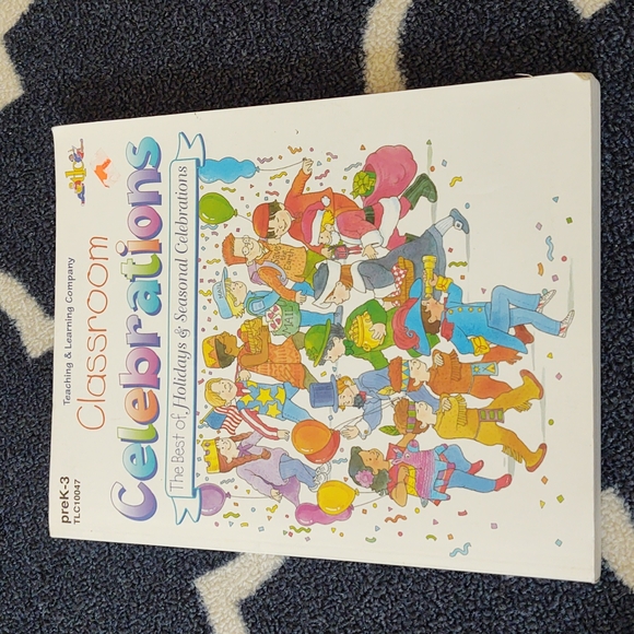 Teaching & Learning Company - Classroom Celebrations - GUC - Picture 1 of 13
